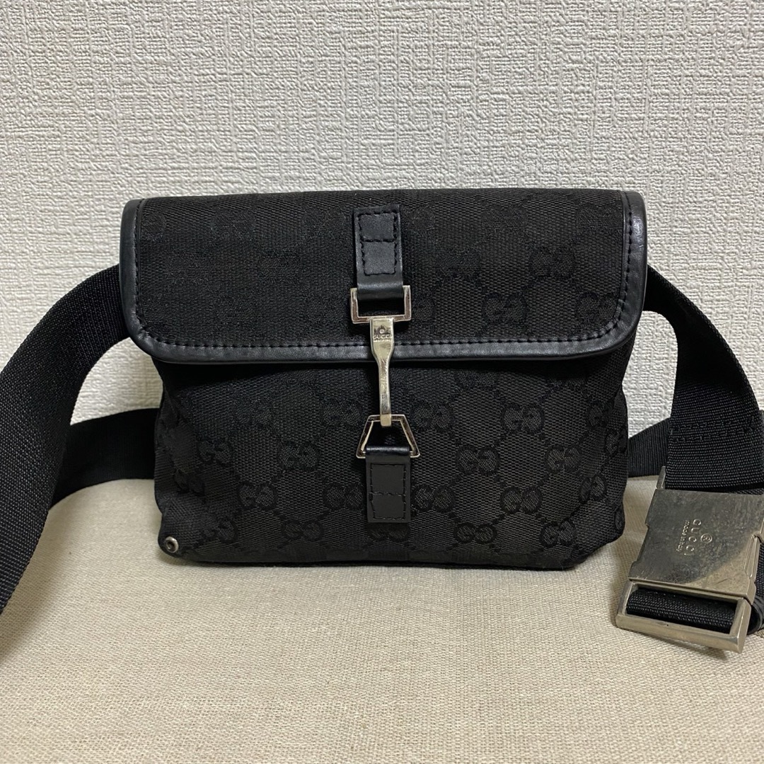 GUCCI グッチ ボディバッグ GGキャンバス×レザー シルバー金具 GUCCI グッチ ボディバッグ GGキャンバス×レザー シルバー金具