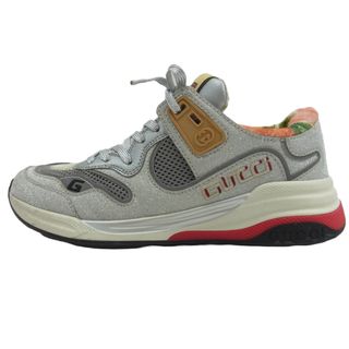 GUCCI(スニーカー ・ シルバー/銀色系)のフリマアイテム一覧 GUCCI(スニーカー ・ シルバー/銀色系)のフリマアイテム一覧