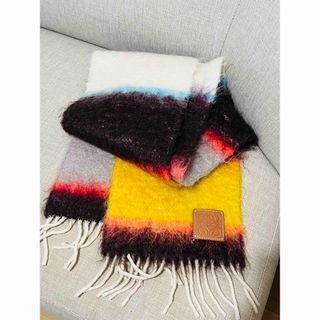 LOEWE(マフラー/ショール ・ ホワイト/白色系)のフリマ LOEWE(マフラー/ショール ・ ホワイト/白色系)のフリマ