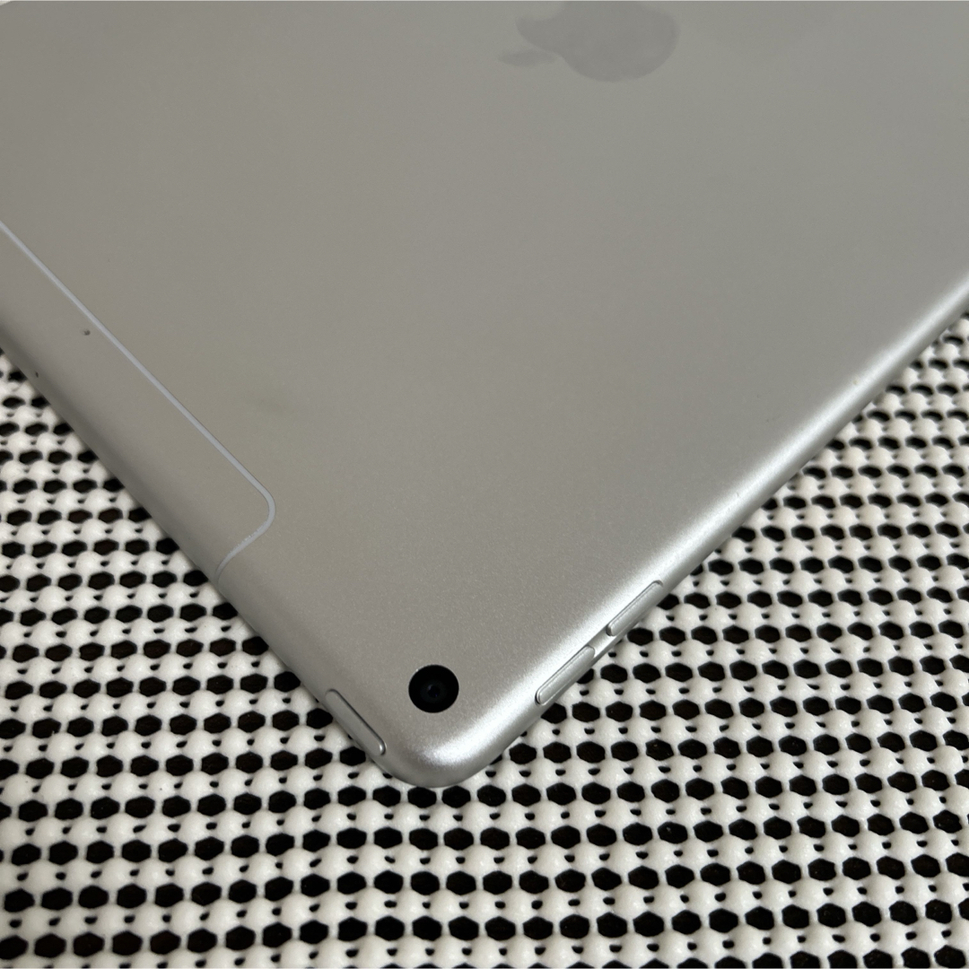 456 電池最良好☆外観比較的美品 iPadAir3 256GB SIMフリー☆ PC 456 電池最良好☆外観比較的美品 iPadAir3 256GB SIMフリー☆ PC
