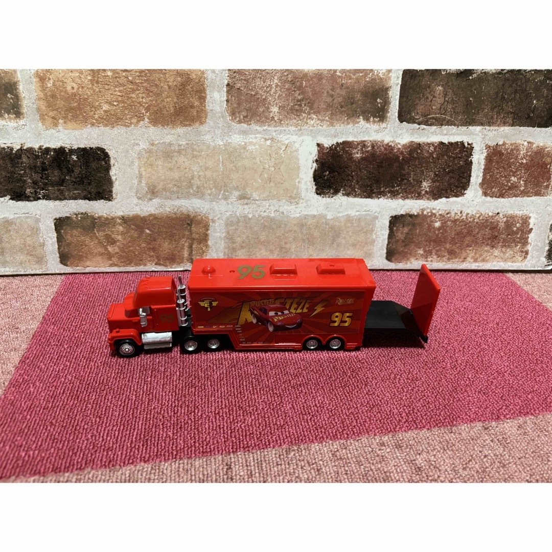 限定出品 ディズニー カーズ マックトラック トレーラー 6台セット