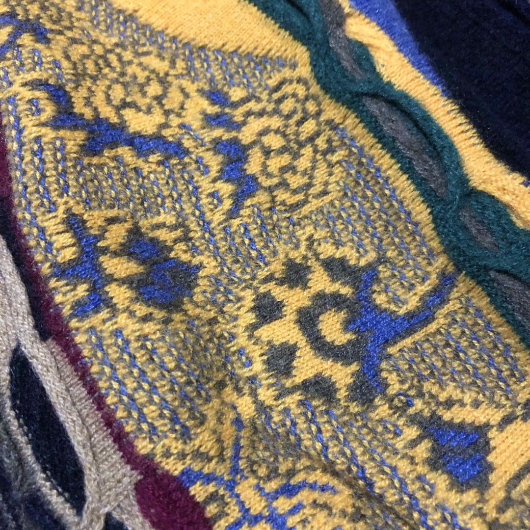 COOGI - カシミヤ100% coogi クージー 立体 編込み 3Dニット COOGI - カシミヤ100% coogi クージー 立体 編込み 3Dニット