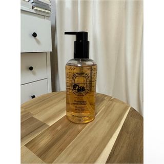 diptyque(シャンプー/コンディショナーセット)のフリマ diptyque(シャンプー/コンディショナーセット)のフリマ
