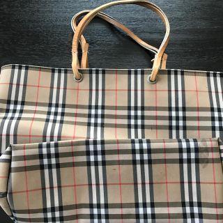 バーバリー(BURBERRY)のバーバリーバッグ(ハンドバッグ)