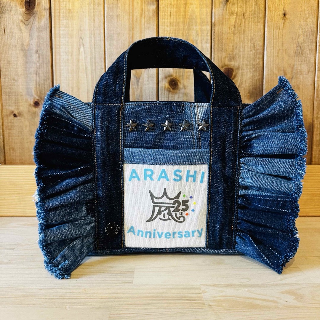 嵐 - 嵐25周年 デニムリメイク トートバッグ ハンドメイドの通販 by ありのまま |アラシならラクマ 嵐 - 嵐25周年 デニムリメイク トートバッグ ハンドメイドの通販 by ありのまま |アラシならラクマ