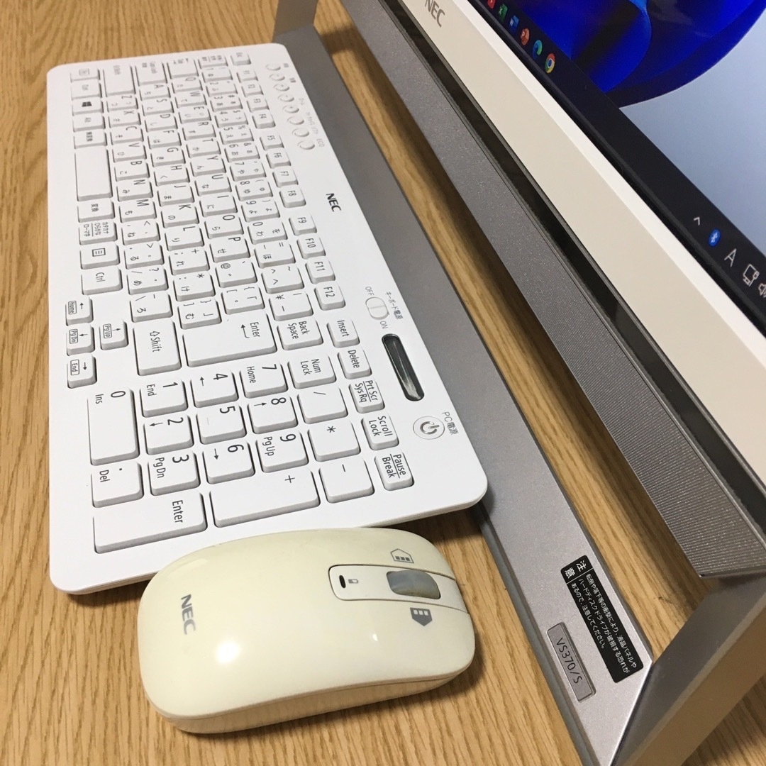 即使用可!! NEC 一体型 デスクトップ Win11 地デジ 21.5’モニタ 即使用可!! NEC 一体型 デスクトップ Win11 地デジ 21.5’モニタ