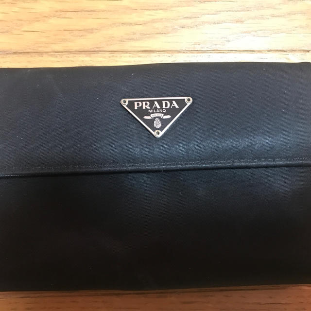 PRADA(プラダ)の今週限定価格PRADA 折財布 レディースのファッション小物(財布)の商品写真