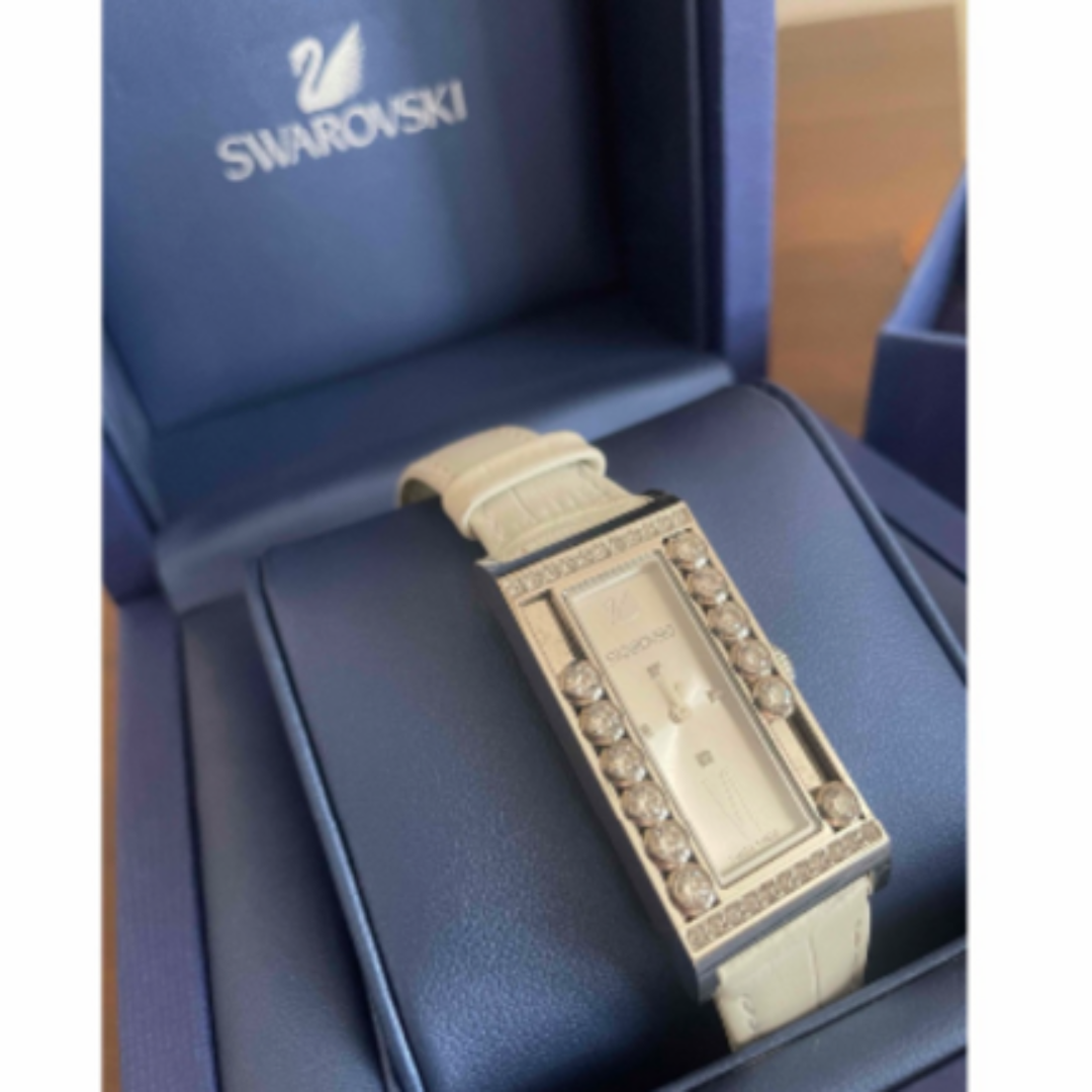 SWAROVSKI - スワロフスキー　時計