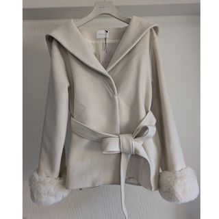 evelyn - evelyn ビジューコートの通販 by ⸜ ෆ evelyn - evelyn ビジューコートの通販 by ⸜ ෆ