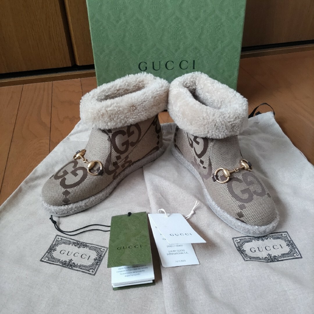 GUCCI - 新品 未使用 /GUCCI/グッチ ジャンボGG ムートンブーツ GUCCI - 新品 未使用 /GUCCI/グッチ ジャンボGG ムートンブーツ
