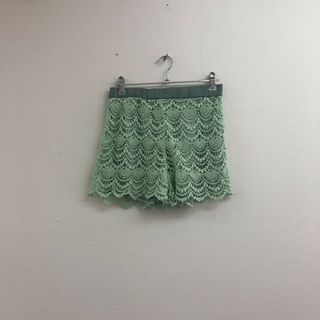 【Discoat】ディスコート　緑系　ショートパンツ　レース　無地　シンプル　カジュアル　美品(ショートパンツ)