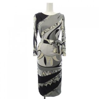 EMILIO PUCCI(ワンピース ・ ホワイト/白色系)のフリマ EMILIO PUCCI(ワンピース ・ ホワイト/白色系)のフリマ