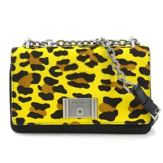 PRADA(レオパード ・ ショルダーバッグ)のフリマアイテム一覧 PRADA(レオパード ・ ショルダーバッグ)のフリマアイテム一覧