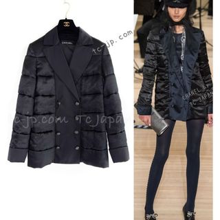 CHANEL(ダウンコート)のフリマアイテム一覧 CHANEL(ダウンコート)のフリマアイテム一覧