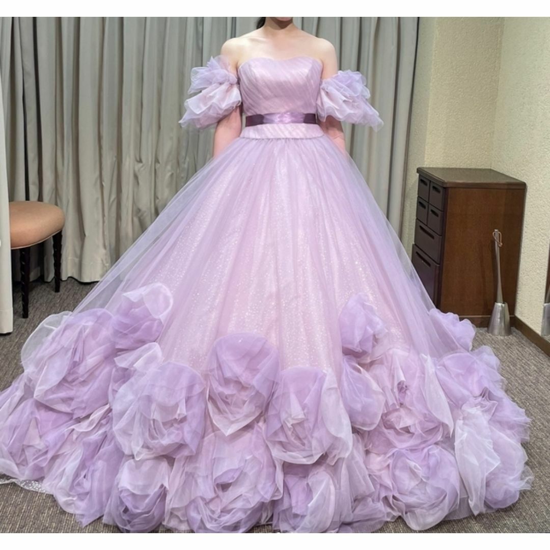 パープル カラードレス ベアトップ フリル袖 キラキラチュール 花モチーフ 花嫁