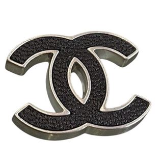 CHANEL(レザー ・ ピアス)のフリマアイテム一覧 CHANEL(レザー ・ ピアス)のフリマアイテム一覧
