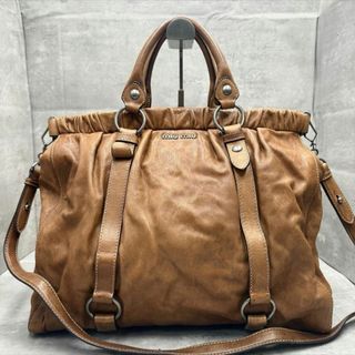 MIU MIU(ショルダーバッグ ・ ブラウン/茶色系)のフリマ MIU MIU(ショルダーバッグ ・ ブラウン/茶色系)のフリマ