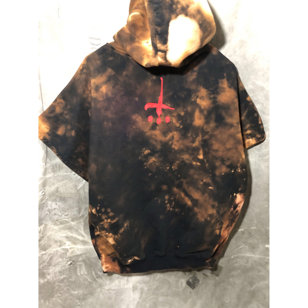 cvtvlist usual hoodie half bleached