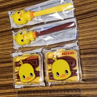 日清食品 - チキンラーメン白いどんぶりセット 3個《ひよこ 日清食品 - チキンラーメン白いどんぶりセット 3個《ひよこ