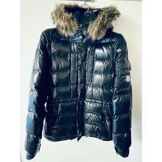 MONCLER - MONCLER ダウンジャケット River サイズ1 ブラック MONCLER - MONCLER ダウンジャケット River サイズ1 ブラック