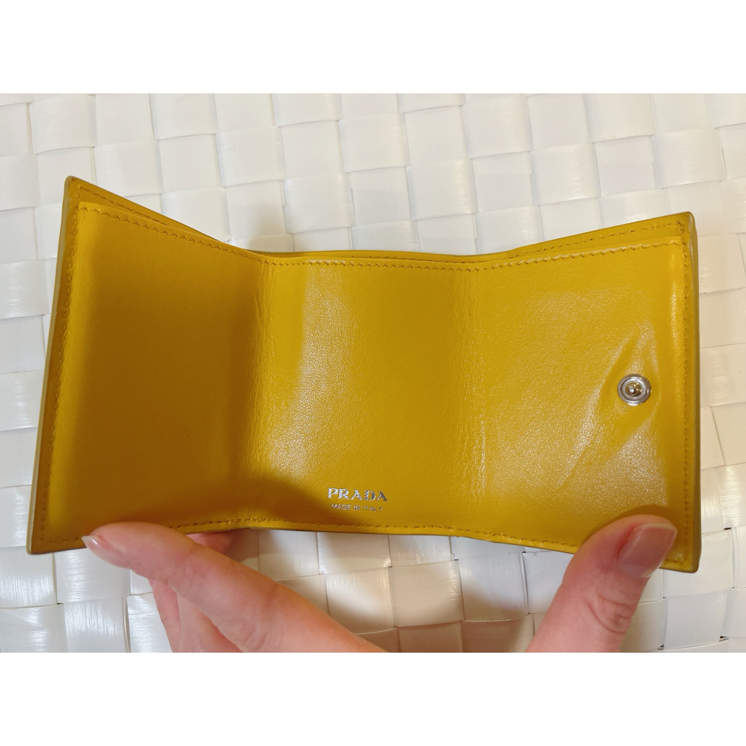 PRADA - PRADA プラダ サフィアーノ トライアングル財布 PRADA - PRADA プラダ サフィアーノ トライアングル財布