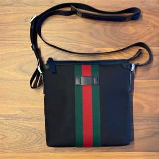 GUCCI - GUCCI グッチ ショルダーバッグ ウェブストライプ GUCCI - GUCCI グッチ ショルダーバッグ ウェブストライプ