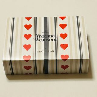 Vivienne Westwood(食品)のフリマアイテム一覧 Vivienne Westwood(食品)のフリマアイテム一覧