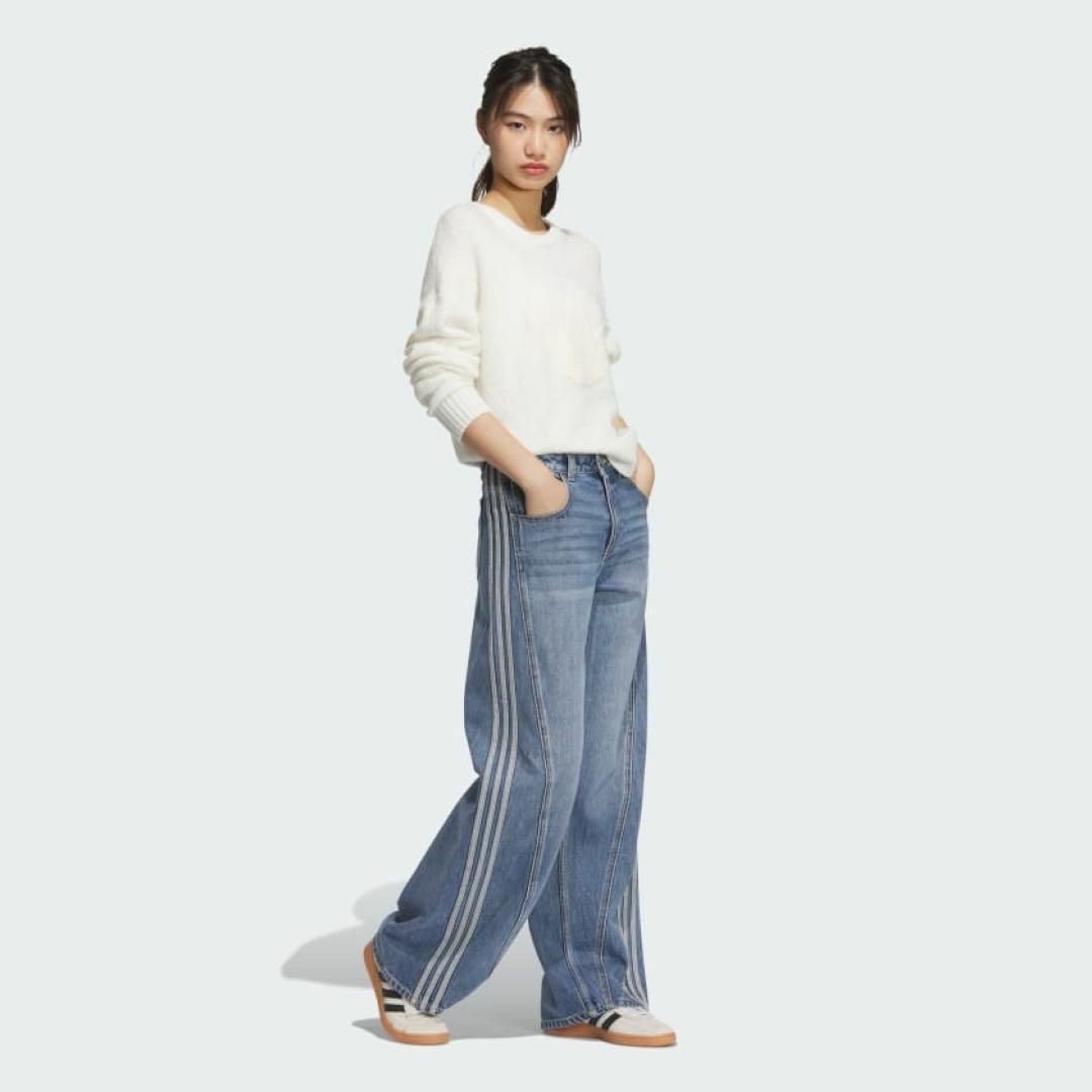 adidas - 海外限定 adidas ルーズデニムパンツ ブルー Sサイズの adidas - 海外限定 adidas ルーズデニムパンツ ブルー Sサイズの