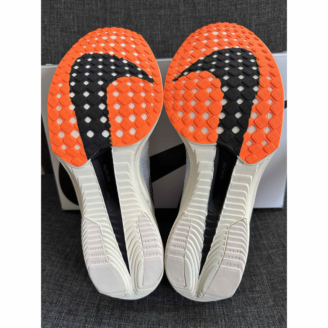 NIKE - ☆新品未使用☆ナイキ(NIKE)ズームXヴェイパーフライ NIKE - ☆新品未使用☆ナイキ(NIKE)ズームXヴェイパーフライ