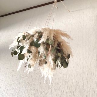 【特価】パンパスグラス ユーカリ フライングリース 34～38cm(リース)