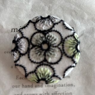 mina perhonen(ブローチ/コサージュ)のフリマアイテム一覧 mina perhonen(ブローチ/コサージュ)のフリマアイテム一覧