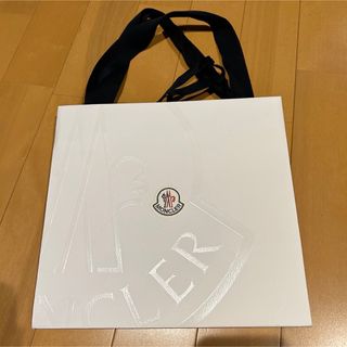 MONCLER(ショップ袋)のフリマアイテム一覧 MONCLER(ショップ袋)のフリマアイテム一覧