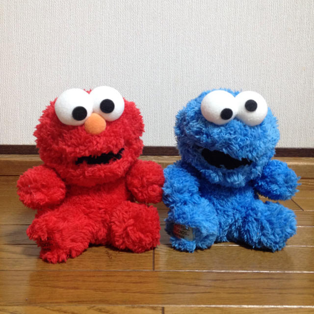 SESAME STREET(セサミストリート)のエルモ ぬいぐるみ エンタメ/ホビーのおもちゃ/ぬいぐるみ(キャラクターグッズ)の商品写真