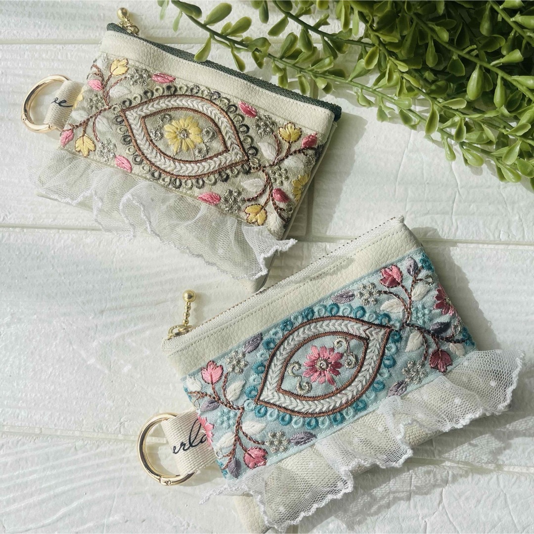 インド刺繍リボン　ハンドメイドポーチ ハンドメイドのファッション小物(ポーチ)の商品写真