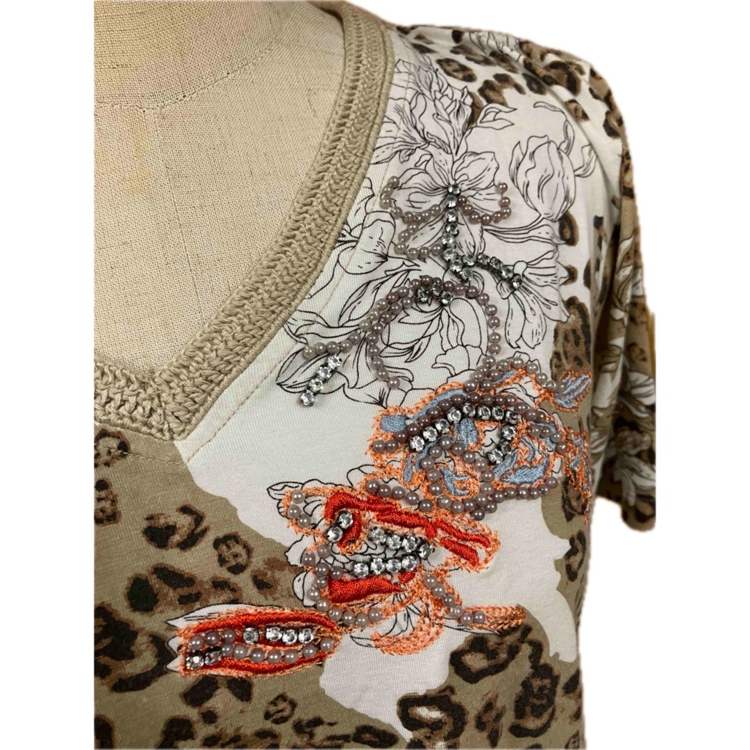 刺繍　ひょう柄Tシャツ レディースのトップス(Tシャツ(半袖/袖なし))の商品写真
