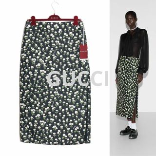 GUCCI(ひざ丈スカート ・ ホワイト/白色系)のフリマアイテム一覧 GUCCI(ひざ丈スカート ・ ホワイト/白色系)のフリマアイテム一覧