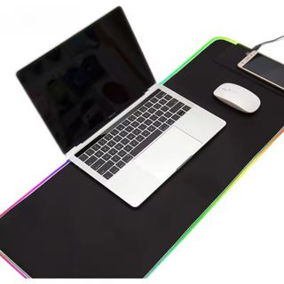 RGBエッジライト付きマウスパッド(PC周辺機器)