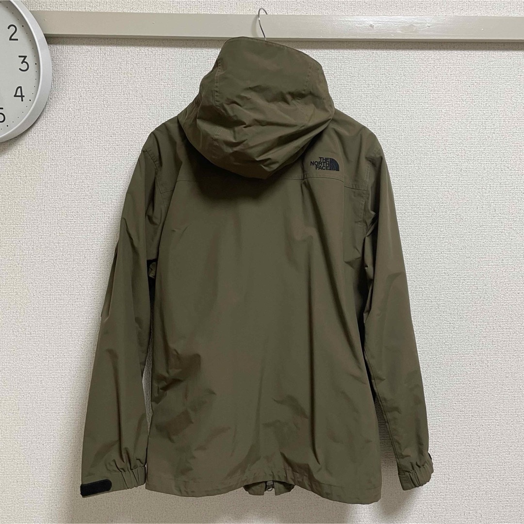 THE NORTH FACE(ザノースフェイス)のザノースフェイス　マウンテンパーカー　ジャケット　カーキグリーン メンズのジャケット/アウター(マウンテンパーカー)の商品写真