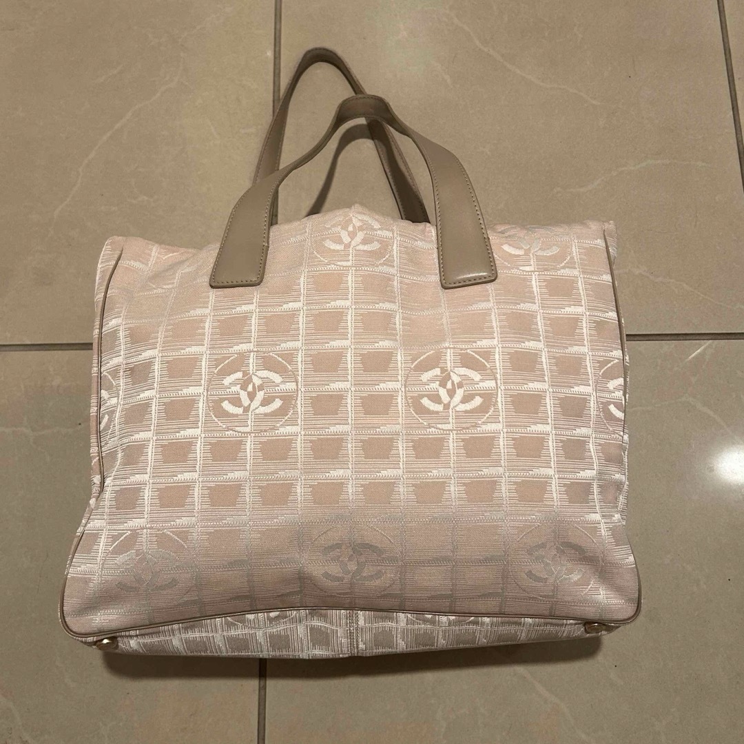 CHANEL - CHANEL シャネル チェック柄 ベージュ ハンドバッグ CHANEL - CHANEL シャネル チェック柄 ベージュ ハンドバッグ