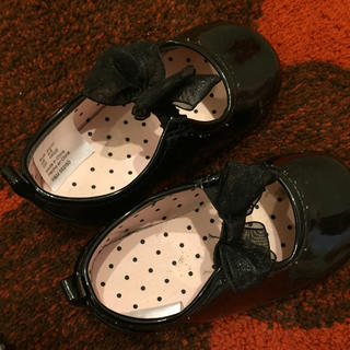 エイチアンドエム(H&M)の子ども用結婚式靴(フォーマルシューズ)