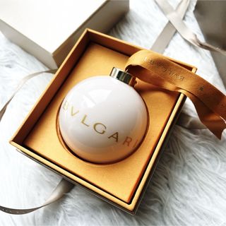 全信頼を寄せる 新品同様品 - BVLGARI ブルガリ K18 チャーム スノーフレーク ☆ ペンダント