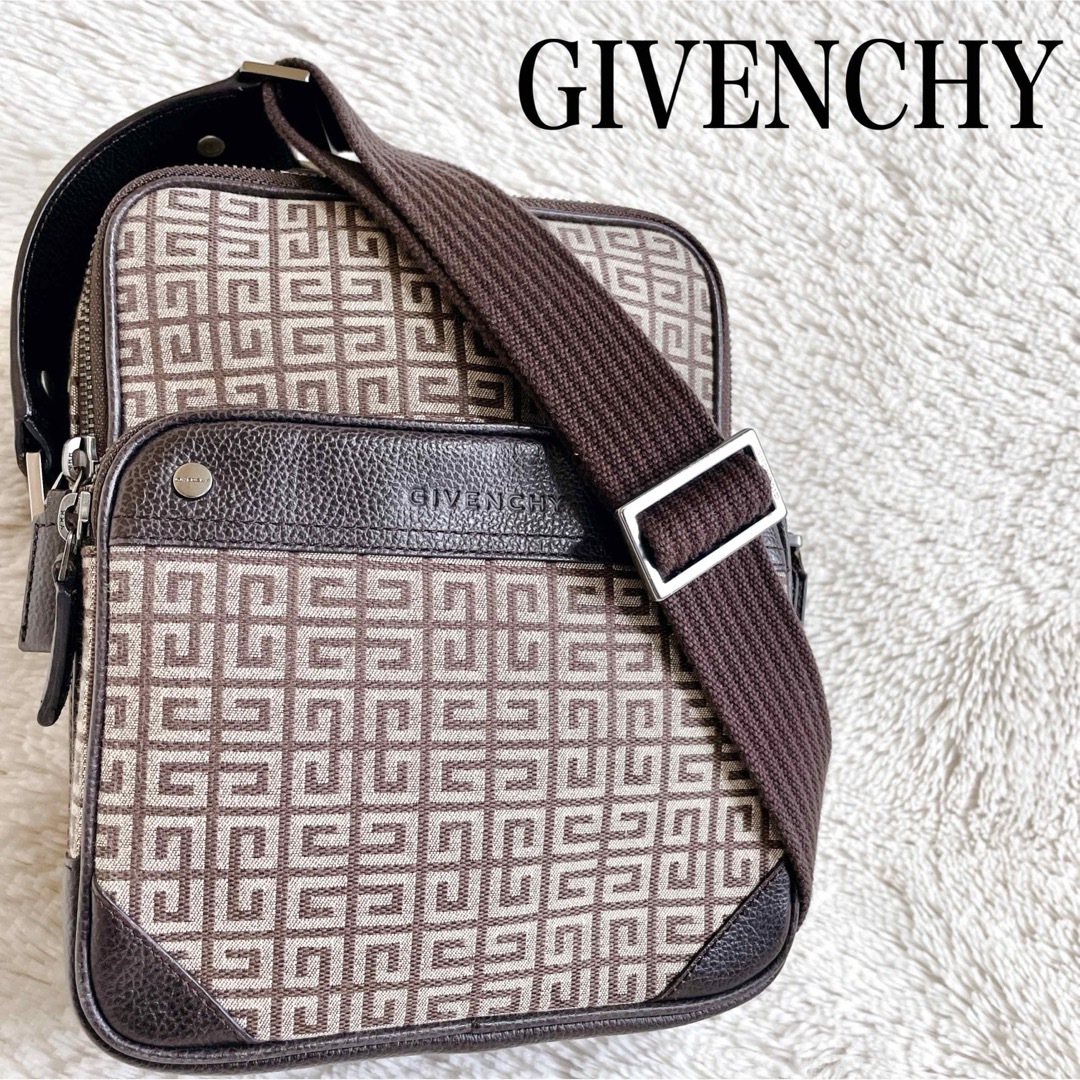 GIVENCHY - 極美品 GIVENCHY ボックス スクエア モノグラム GIVENCHY - 極美品 GIVENCHY ボックス スクエア モノグラム