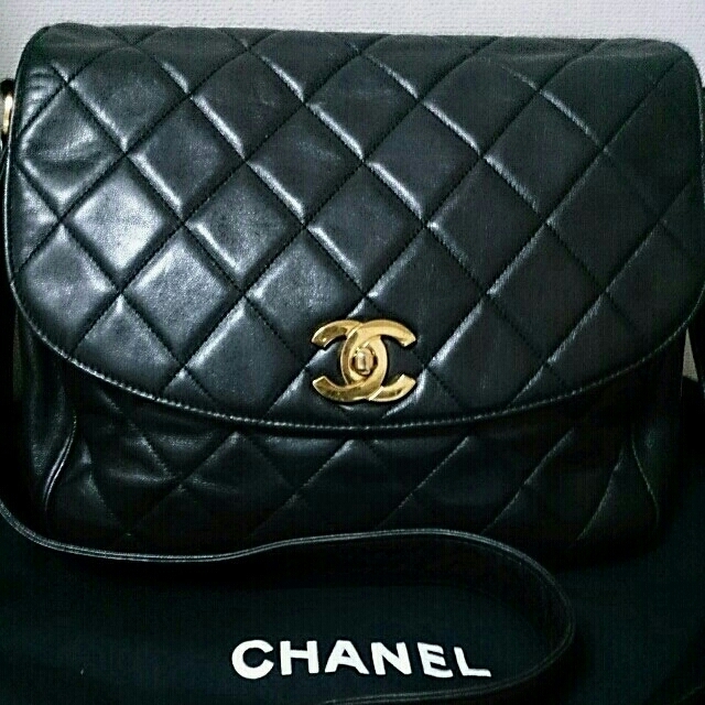 CHANEL - 正規品 CHANEL(シャネル) ラムスキン マトラッセ ＆キーリングケース