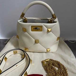 VALENTINO(ハンドバッグ)のフリマアイテム一覧 VALENTINO(ハンドバッグ)のフリマアイテム一覧