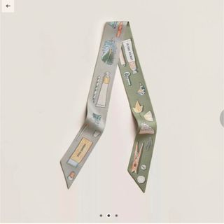 HERMES - エルメス カレ90ダブルフェイス《12頭のレオパード HERMES - エルメス カレ90ダブルフェイス《12頭のレオパード