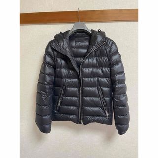 PRADA - 極美品 PRADA ダウンジャケット 三角プレート 軽量 PRADA - 極美品 PRADA ダウンジャケット 三角プレート 軽量