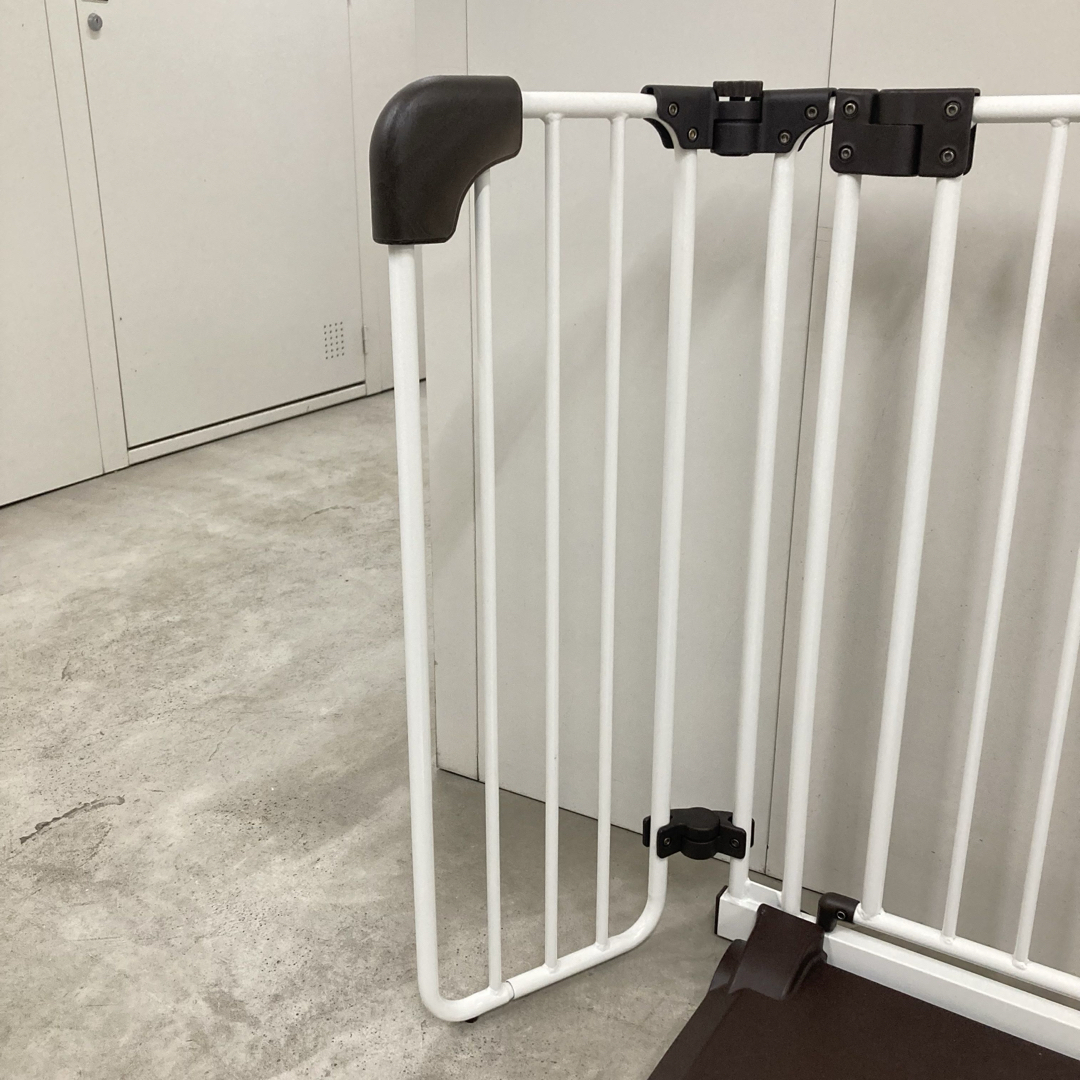 日本育児 - 日本育児 おくだけとおせんぼ おくトビラ ホワイトスチール ベビーゲートの通販 by samm_s shop|ニホンイクジならラクマ 日本育児 - 日本育児 おくだけとおせんぼ おくトビラ ホワイトスチール ベビーゲートの通販 by samm_s shop|ニホンイクジならラクマ
