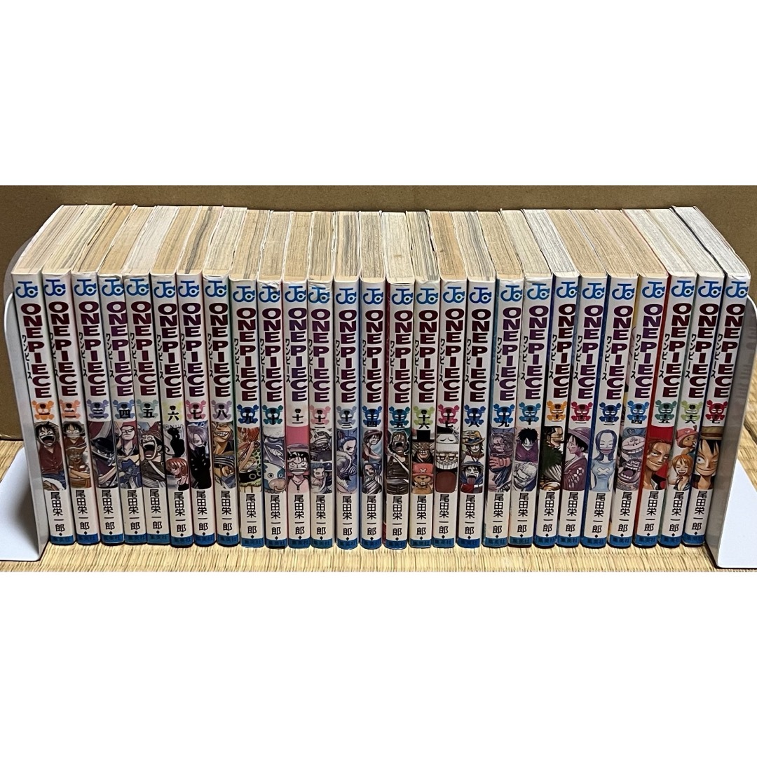15.16日限定セール!】ONE PIECE 全110巻+関連本10冊 15.16日限定セール!】ONE PIECE 全110巻+関連本10冊