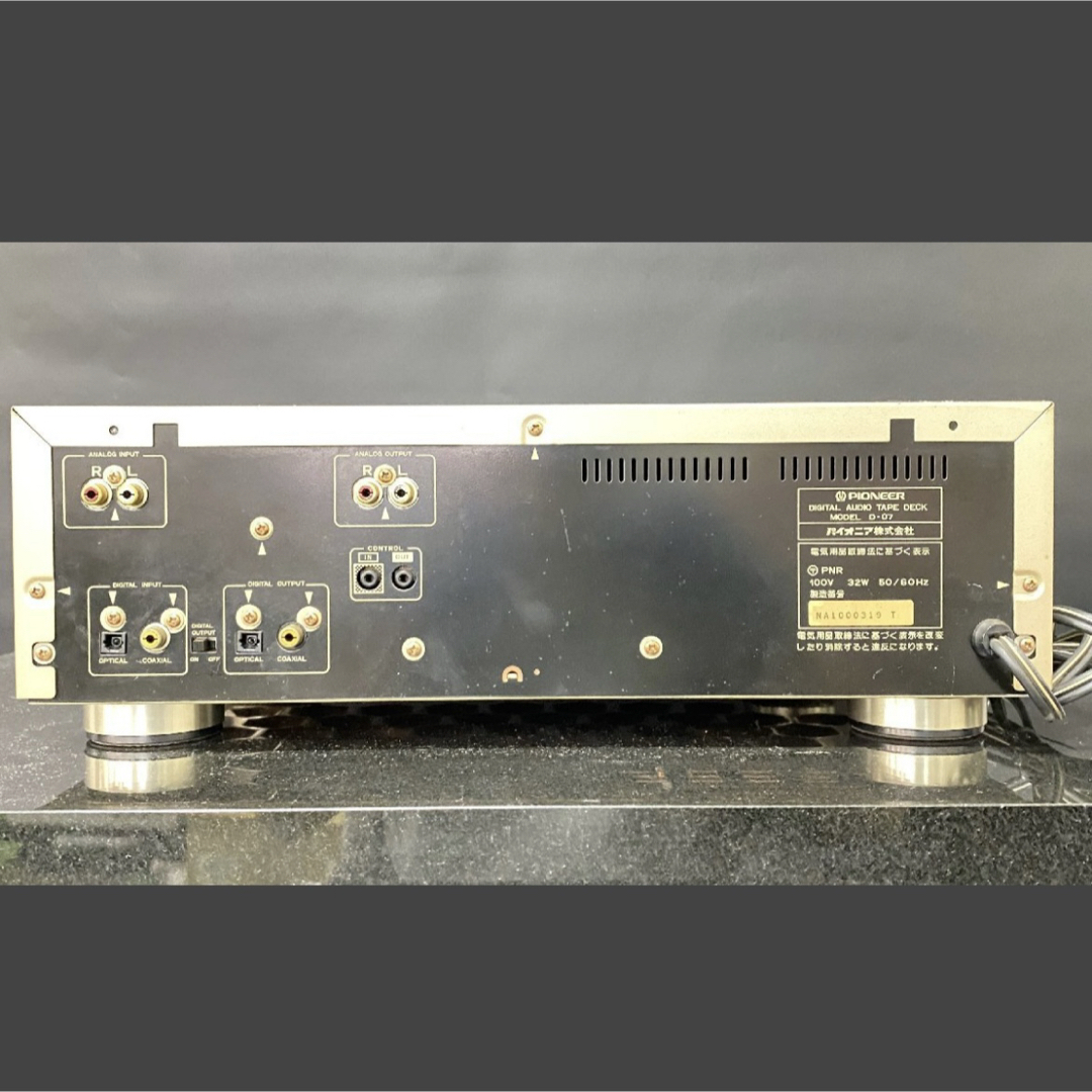 美品 パイオニア D-07A デジタルオーディオテープデッキ 完動品 美品 パイオニア D-07A デジタルオーディオテープデッキ 完動品