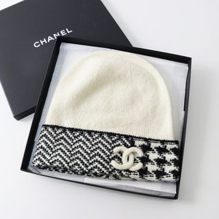CHANEL - CHANEL シャネル ニット帽 ビーニー 帽子 ハート ココ CHANEL - CHANEL シャネル ニット帽 ビーニー 帽子 ハート ココ